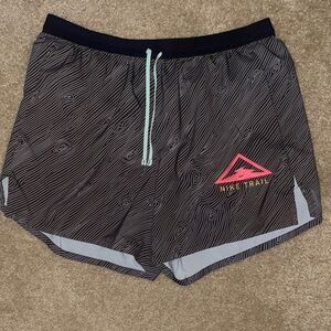 Nike Trail men’s short